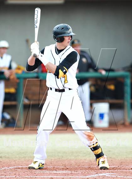 Thumbnail 3 in Huntsville vs. Bishop Verot (National High School Invitational) photogallery.