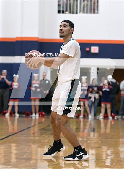 Thumbnail 2 in Modesto Christian vs. Sheldon (CIF NorCal Open Div. Final) photogallery.