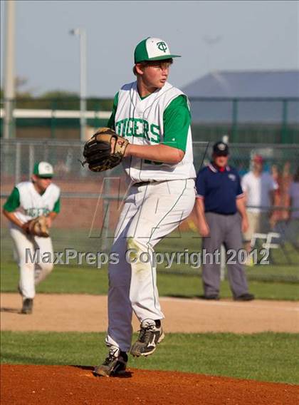 Thumbnail 2 in Knightstown @ Triton Central photogallery.