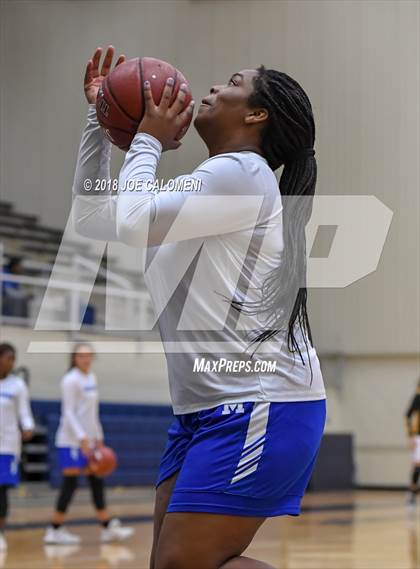 Thumbnail 1 in MacArthur [Douglas] vs Brennan (NISD Basketball Tournament) photogallery.