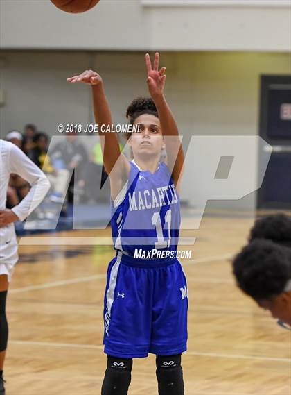 Thumbnail 2 in MacArthur [Douglas] vs Brennan (NISD Basketball Tournament) photogallery.