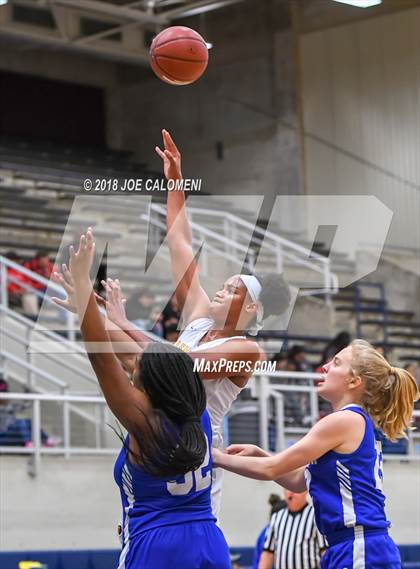 Thumbnail 3 in MacArthur [Douglas] vs Brennan (NISD Basketball Tournament) photogallery.