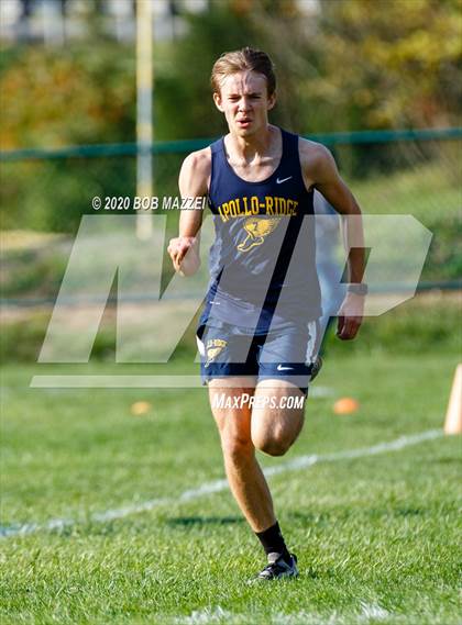 Thumbnail 2 in Burrell Invitational photogallery.