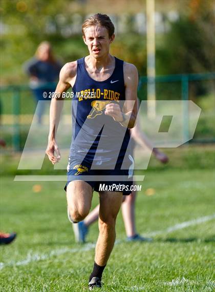 Thumbnail 3 in Burrell Invitational photogallery.