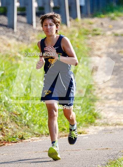 Thumbnail 2 in Burrell Invitational photogallery.