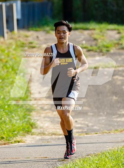 Thumbnail 3 in Burrell Invitational photogallery.