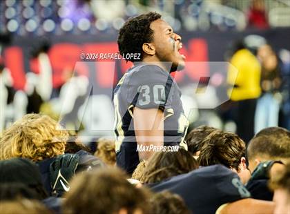 Thumbnail 1 in Jordan vs. Summer Creek (UIL 6A D2 Football Regional) photogallery.