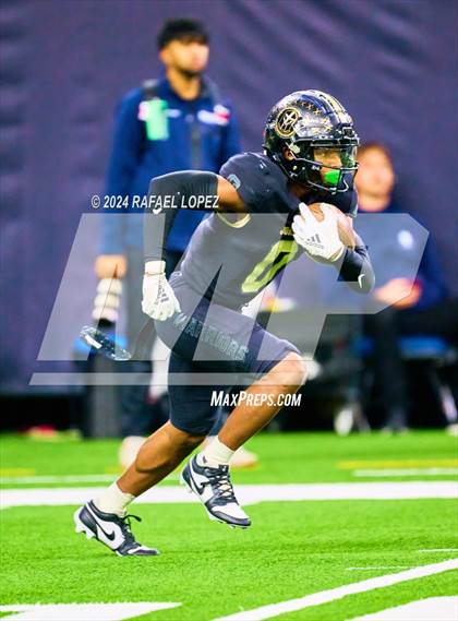 Thumbnail 2 in Jordan vs. Summer Creek (UIL 6A D2 Football Regional) photogallery.