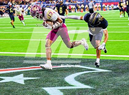 Thumbnail 2 in Jordan vs. Summer Creek (UIL 6A D2 Football Regional) photogallery.