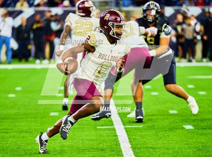 Thumbnail 1 in Jordan vs. Summer Creek (UIL 6A D2 Football Regional) photogallery.