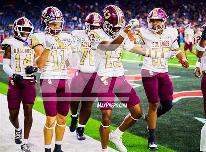 Thumbnail 3 in Jordan vs. Summer Creek (UIL 6A D2 Football Regional) photogallery.