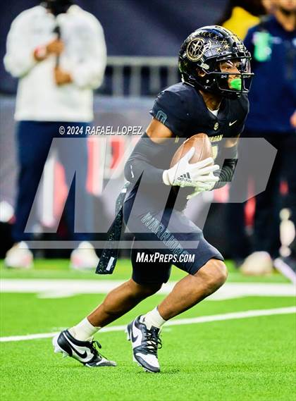 Thumbnail 1 in Jordan vs. Summer Creek (UIL 6A D2 Football Regional) photogallery.