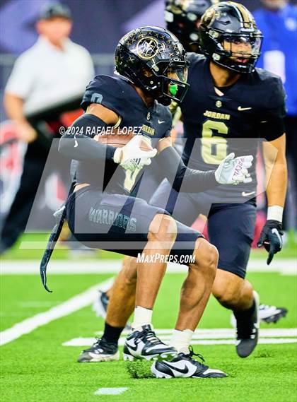 Thumbnail 1 in Jordan vs. Summer Creek (UIL 6A D2 Football Regional) photogallery.