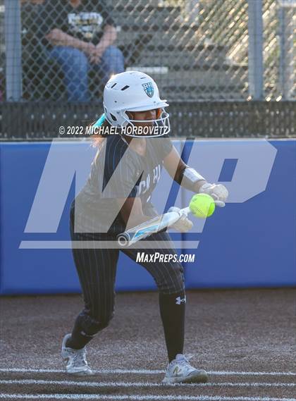 Thumbnail 3 in Royse City @ Rock Hill (UIL 5A Regional Final) photogallery.