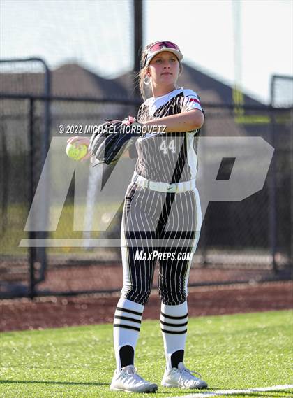 Thumbnail 1 in Royse City @ Rock Hill (UIL 5A Regional Final) photogallery.