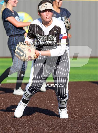 Thumbnail 3 in Royse City @ Rock Hill (UIL 5A Regional Final) photogallery.