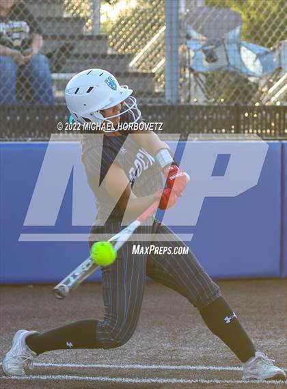 Thumbnail 3 in Royse City @ Rock Hill (UIL 5A Regional Final) photogallery.