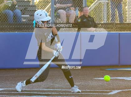 Thumbnail 2 in Royse City @ Rock Hill (UIL 5A Regional Final) photogallery.