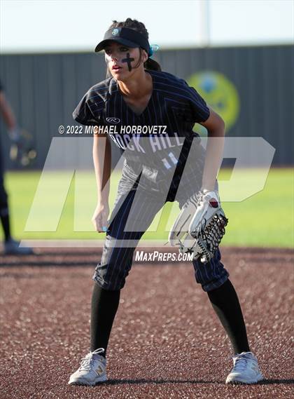 Thumbnail 2 in Royse City @ Rock Hill (UIL 5A Regional Final) photogallery.