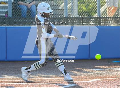 Thumbnail 1 in Royse City @ Rock Hill (UIL 5A Regional Final) photogallery.
