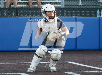 Thumbnail 2 in Royse City @ Rock Hill (UIL 5A Regional Final) photogallery.
