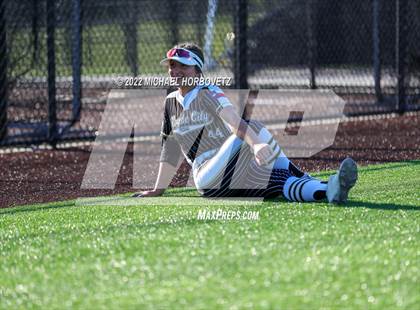Thumbnail 1 in Royse City @ Rock Hill (UIL 5A Regional Final) photogallery.