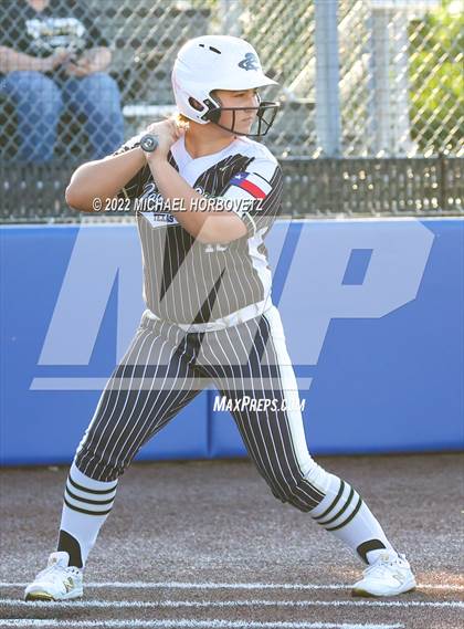 Thumbnail 3 in Royse City @ Rock Hill (UIL 5A Regional Final) photogallery.