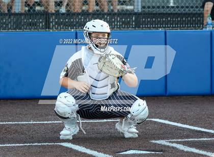 Thumbnail 1 in Royse City @ Rock Hill (UIL 5A Regional Final) photogallery.