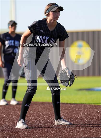 Thumbnail 2 in Royse City @ Rock Hill (UIL 5A Regional Final) photogallery.