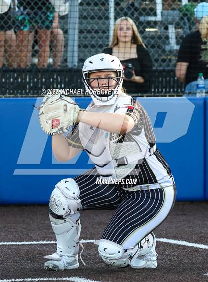 Thumbnail 2 in Royse City @ Rock Hill (UIL 5A Regional Final) photogallery.