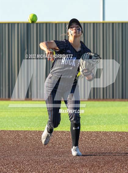 Thumbnail 1 in Royse City @ Rock Hill (UIL 5A Regional Final) photogallery.