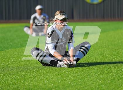 Thumbnail 3 in Royse City @ Rock Hill (UIL 5A Regional Final) photogallery.