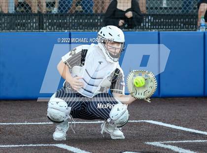 Thumbnail 3 in Royse City @ Rock Hill (UIL 5A Regional Final) photogallery.