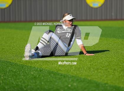 Thumbnail 1 in Royse City @ Rock Hill (UIL 5A Regional Final) photogallery.