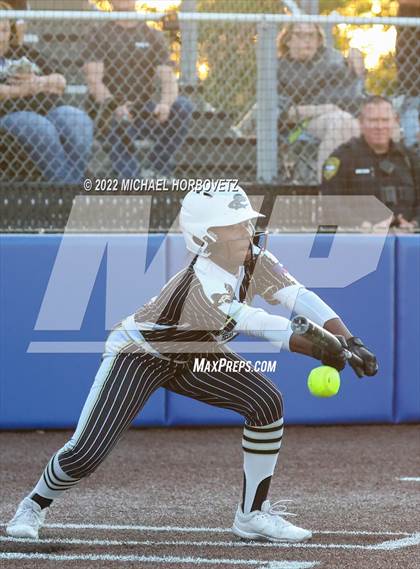 Thumbnail 1 in Royse City @ Rock Hill (UIL 5A Regional Final) photogallery.