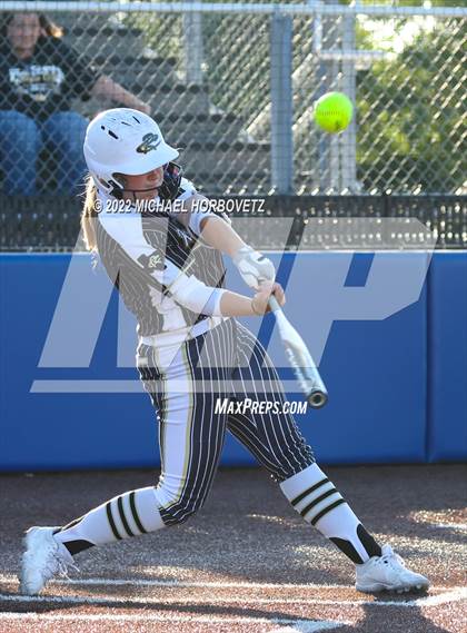 Thumbnail 1 in Royse City @ Rock Hill (UIL 5A Regional Final) photogallery.