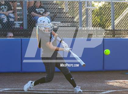Thumbnail 1 in Royse City @ Rock Hill (UIL 5A Regional Final) photogallery.