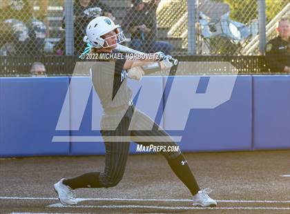 Thumbnail 2 in Royse City @ Rock Hill (UIL 5A Regional Final) photogallery.