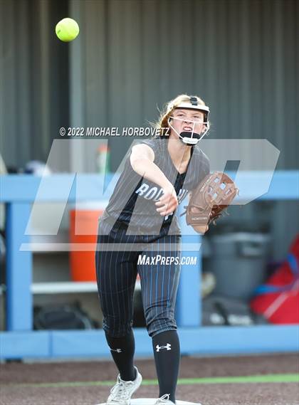 Thumbnail 1 in Royse City @ Rock Hill (UIL 5A Regional Final) photogallery.