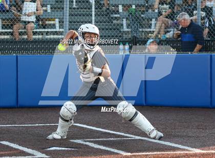 Thumbnail 3 in Royse City @ Rock Hill (UIL 5A Regional Final) photogallery.