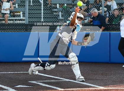Thumbnail 3 in Royse City @ Rock Hill (UIL 5A Regional Final) photogallery.