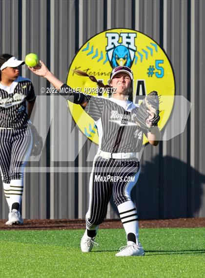 Thumbnail 2 in Royse City @ Rock Hill (UIL 5A Regional Final) photogallery.