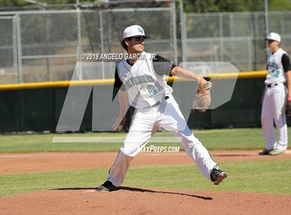 Thumbnail 2 in Freedom vs Deer Valley photogallery.