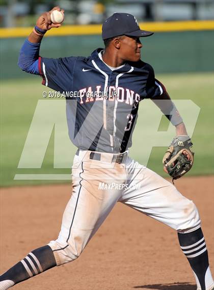 Thumbnail 2 in Freedom vs Deer Valley photogallery.