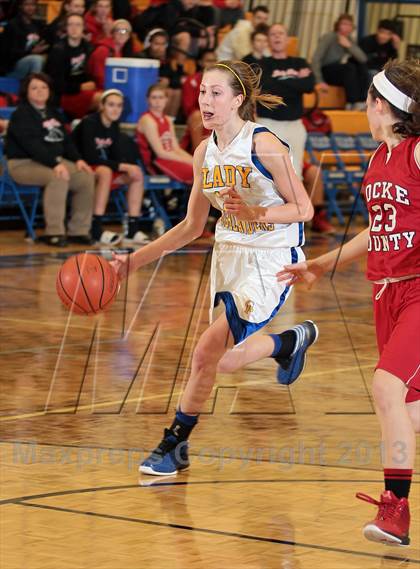 Thumbnail 1 in JV: Cocke County @ Gatlinburg-Pittman photogallery.