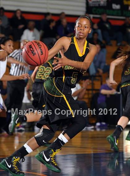 Thumbnail 1 in Vanden vs. Sacramento (CIF SJS D3 Playoffs) photogallery.