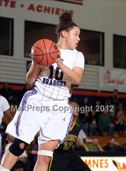 Thumbnail 3 in Vanden vs. Sacramento (CIF SJS D3 Playoffs) photogallery.