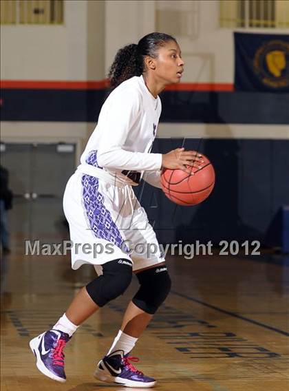 Thumbnail 3 in Vanden vs. Sacramento (CIF SJS D3 Playoffs) photogallery.