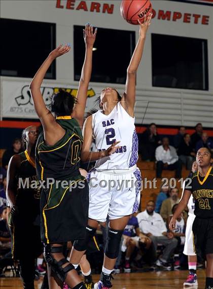 Thumbnail 2 in Vanden vs. Sacramento (CIF SJS D3 Playoffs) photogallery.