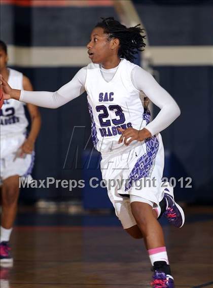Thumbnail 2 in Vanden vs. Sacramento (CIF SJS D3 Playoffs) photogallery.